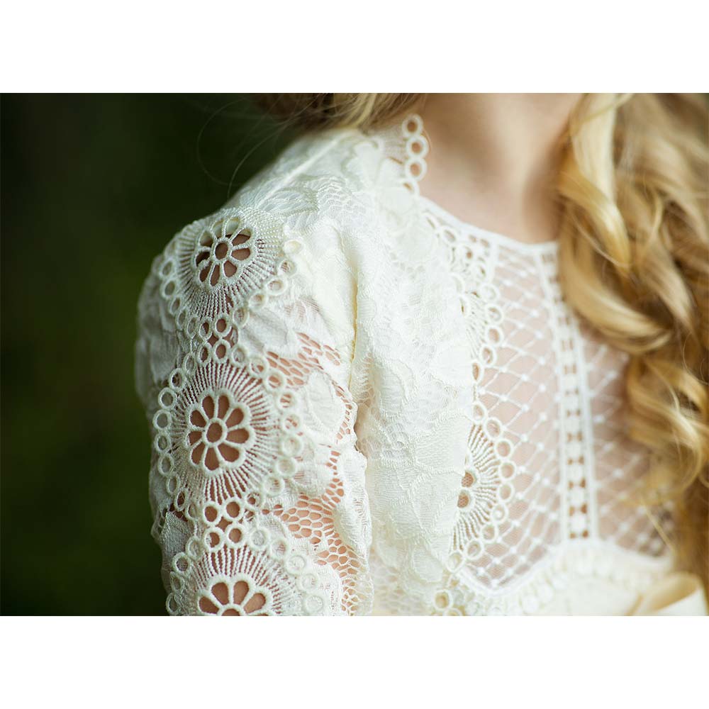 Meriche Alta Costura Ceremonia Lace Bolero Jacket Cream