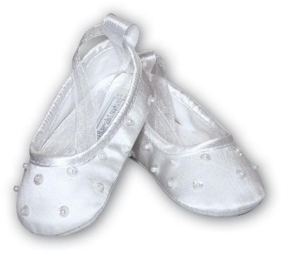 Picture of Sarah Louise Girls Silk Pearl Pram Shoes - White