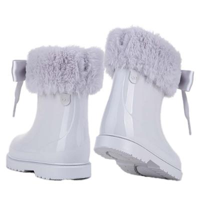 Picture of Igor Bimbi Soft Fur Cuff Ankle Rainboot - Light Grey