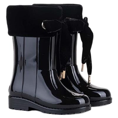 Picture of Igor Campera Velvet Cuff Ribbon Tie Rainboot - Black