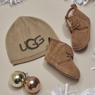 Picture of UGG  Baby Neumel & Logo Beanie Set - Chestnut